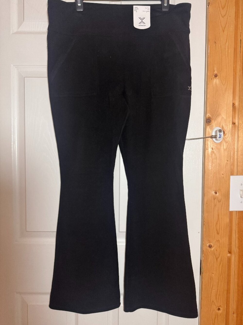 NWT Xersion Black Mid Rise Flare Leggings Petite Plus Size 3XL 22.5P